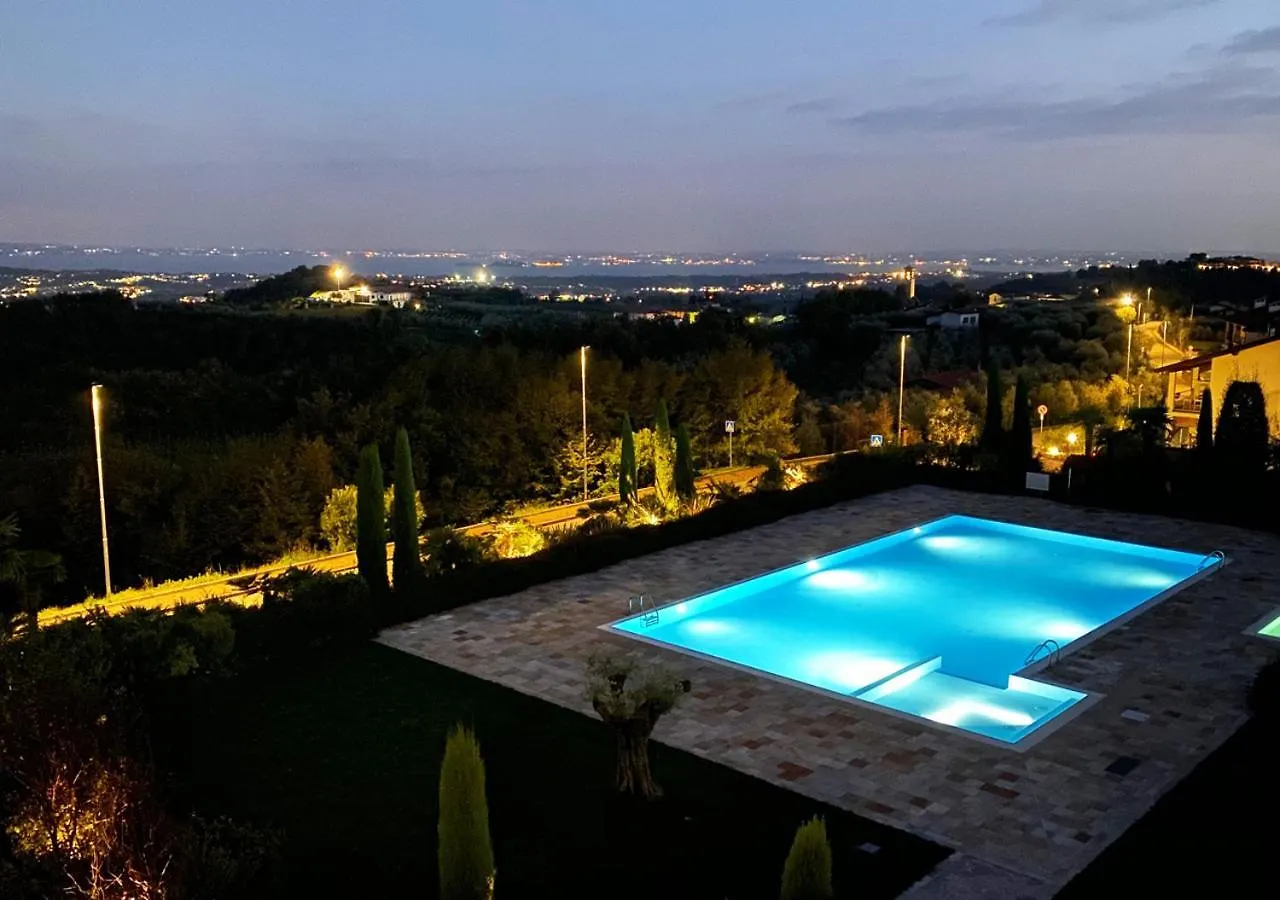 La Torretta Del Residence Degli Ulivi Puegnago del Garda Apartment