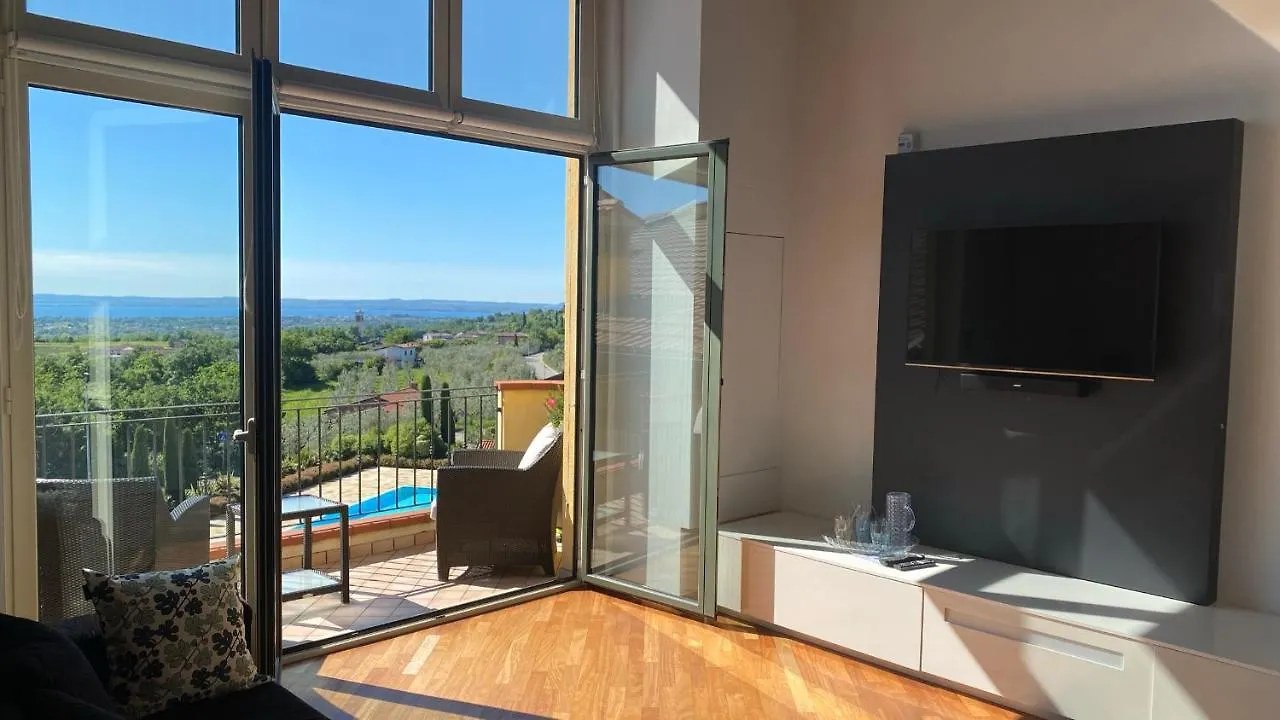 La Torretta Del Residence Degli Ulivi Puegnago del Garda Apartment