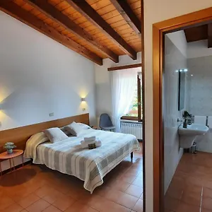 Guest house Elisa Holidays, Puegnago del Garda